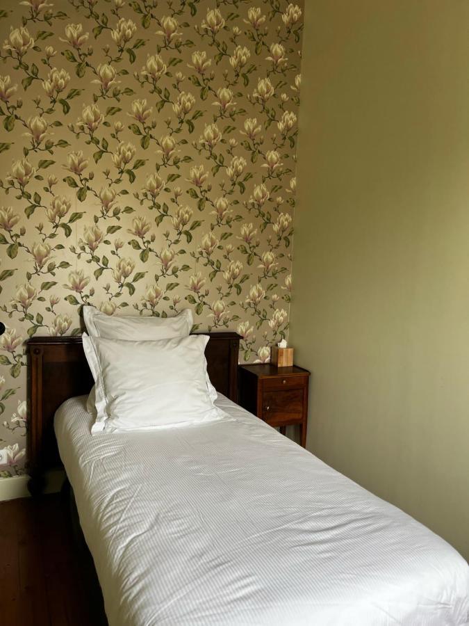 Hotel Restaurant Chez Gervais Quingey Екстериор снимка