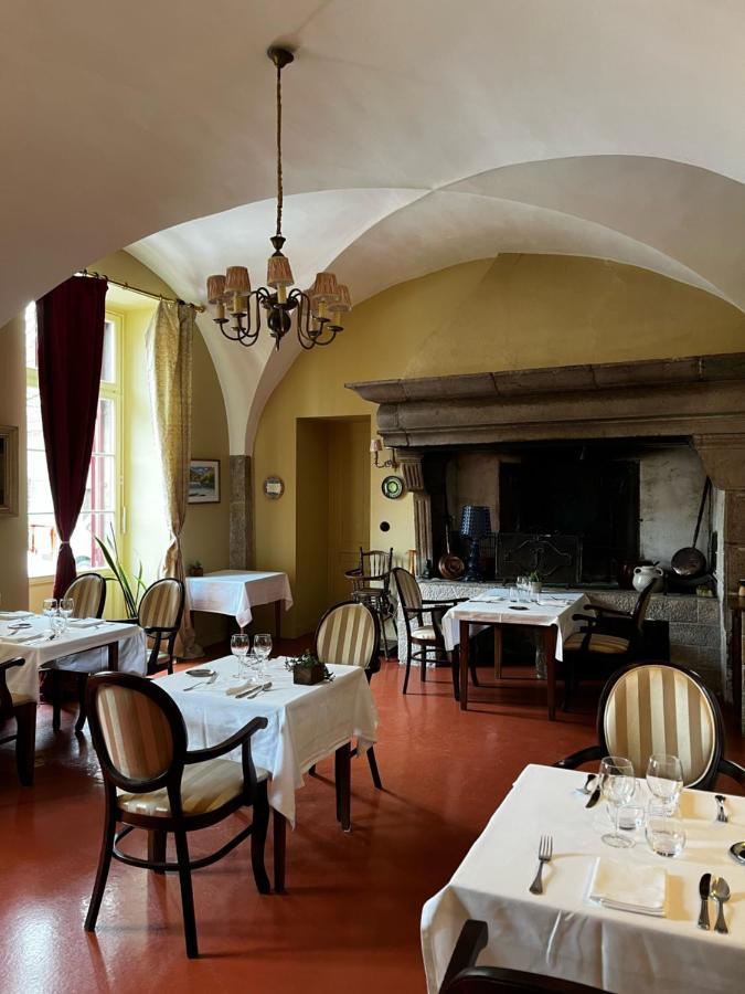 Hotel Restaurant Chez Gervais Quingey Екстериор снимка